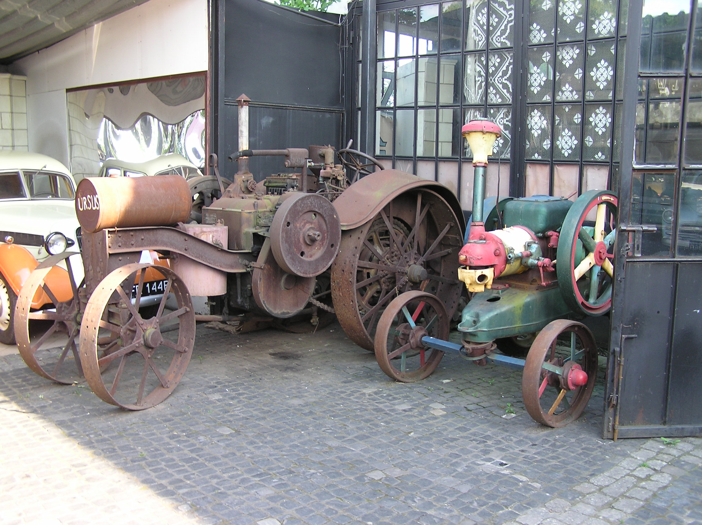 Muzeum Motoryzacji i Techniki w Otrębusach
