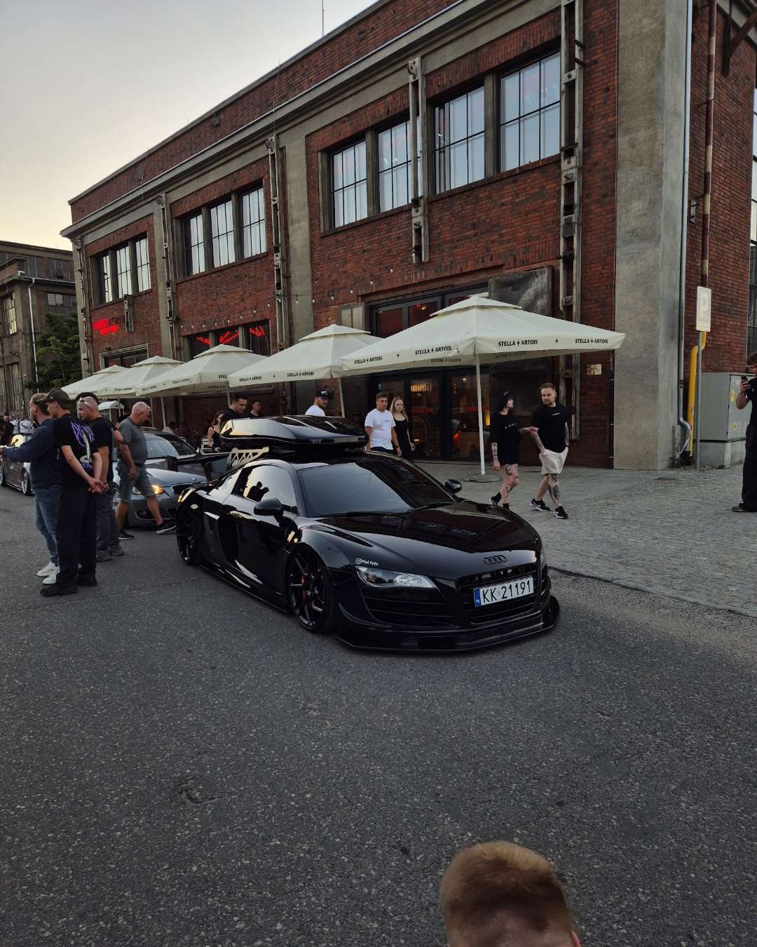 Takie widoki na elektryków były 😌 #ultrace #elektrykow #carspotting #lowered #audir8